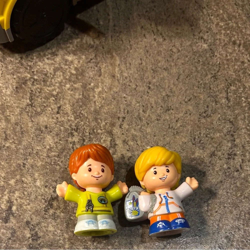 Fisher-Price Little People Yellow School Bus Bundle